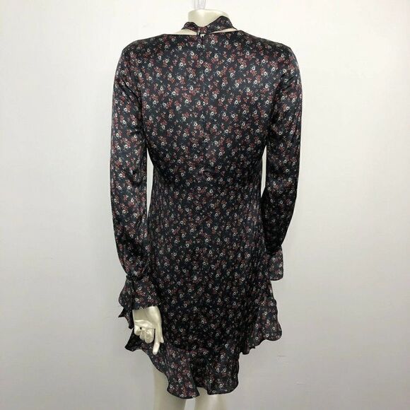 Intermix Serena Tie Neck Ruffle Shift Silk Dress in Black Floral Print. Size 4 - Picture 3 of 10